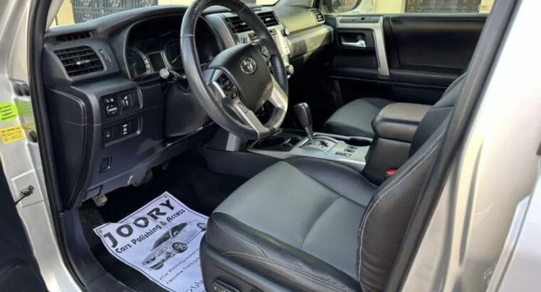 Toyota 4Runner 2016 SR5 in good condition for sale