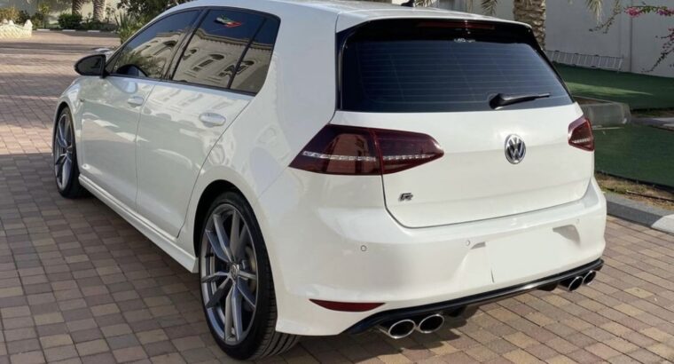 Volkswagen Golf R 2015 Gcc full option for sale
