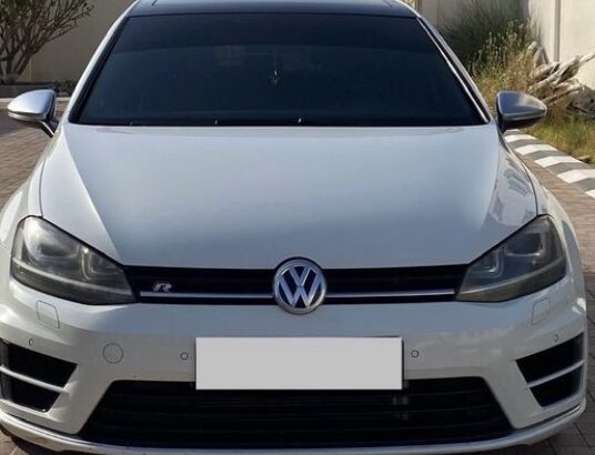 Volkswagen Golf R 2015 Gcc full option for sale