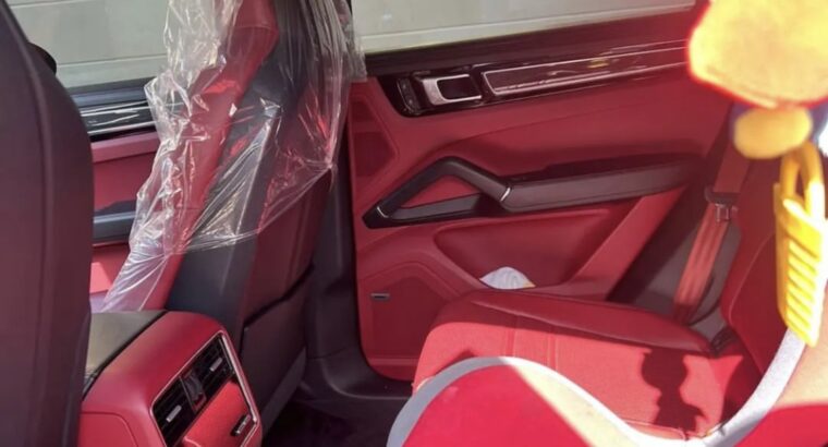 Porsche Cayenne S coupe 2022 Gcc for sale