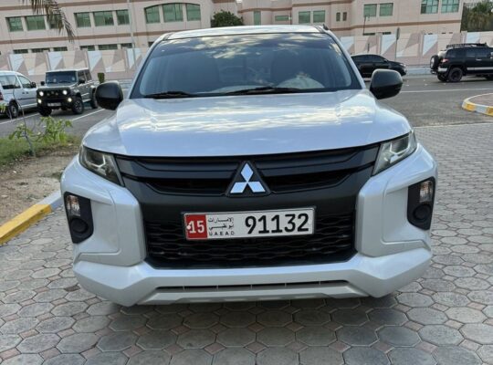 Mitsubishi L200 pickup 2019 in good condition for