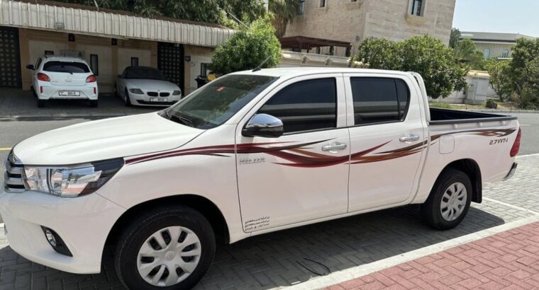 Toyota Hilux 2.7 full option 2022 for sale