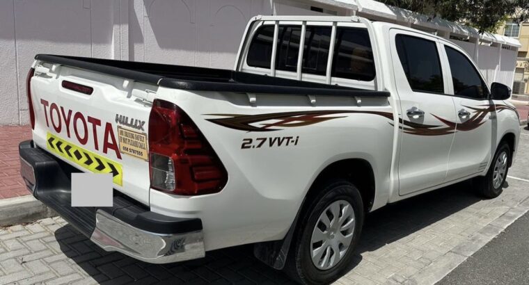 Toyota Hilux 2.7 full option 2022 for sale