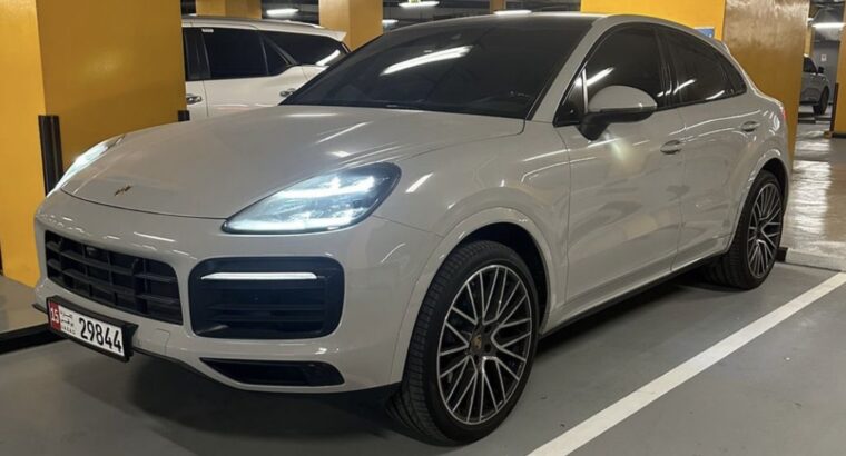 Porsche Cayenne 2020 Gcc full option for sale