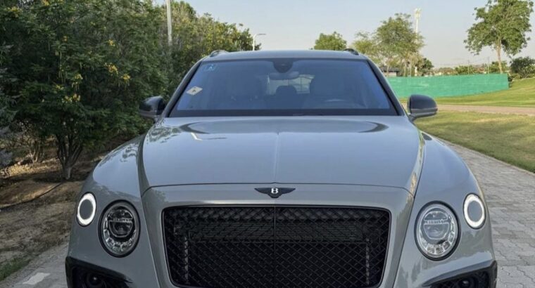 Bentley Bentayga 2018 full option Gcc for sale