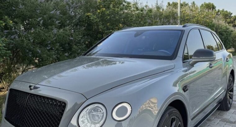 Bentley Bentayga 2018 full option Gcc for sale
