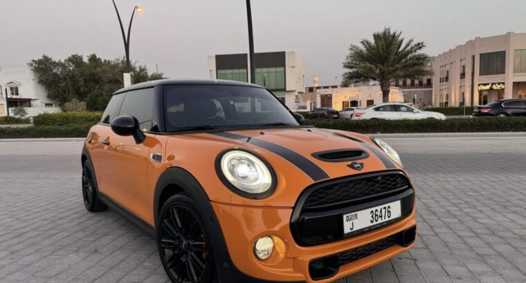 Mini Cooper JCW 2016 Gcc full option for sale