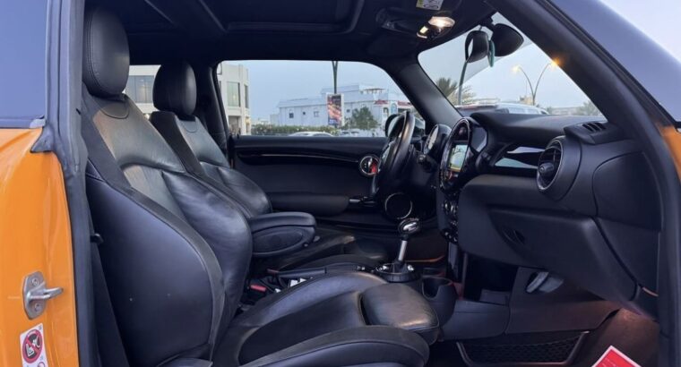 Mini Cooper JCW 2016 Gcc full option for sale