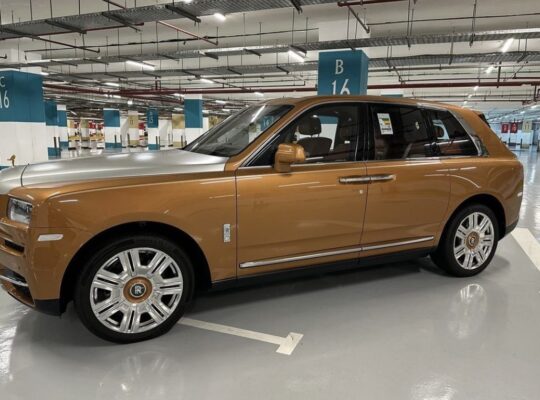 Rolls Royce cullinan 2020 fully loaded Gcc for sal