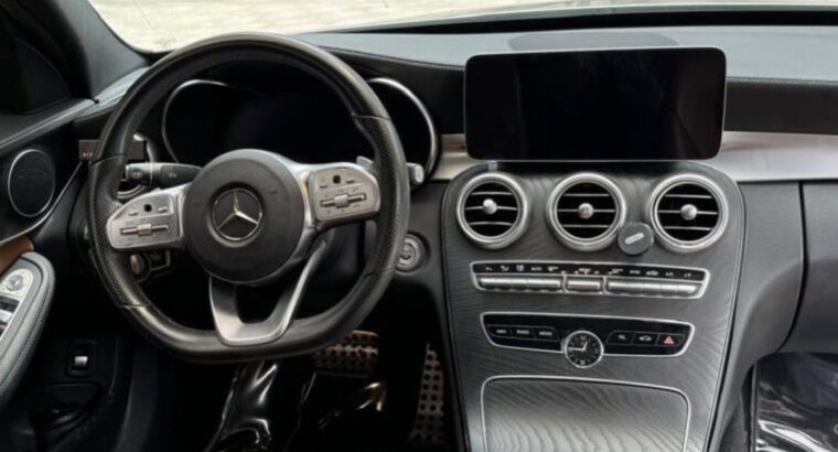 Mercedes C200 full option 2020 Gcc for sale