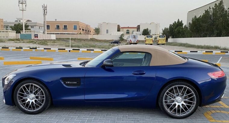 Mercedes GT convertible 2018 Gcc fully loaded for