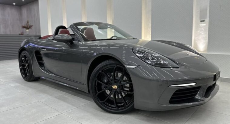 Porsche Boxter convertible 2024 Gcc 0km for sale