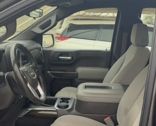 GMC Sierra mid option 2019 Gcc for sale