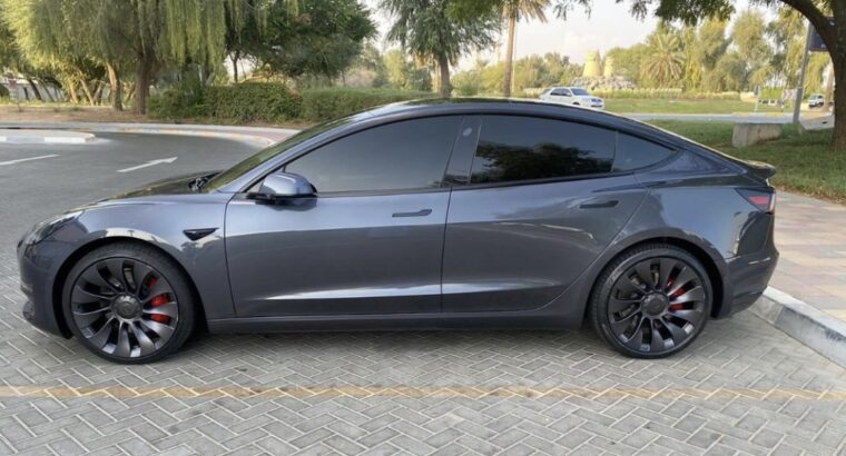 Tesla model 3 performance 2022 full option Gcc for