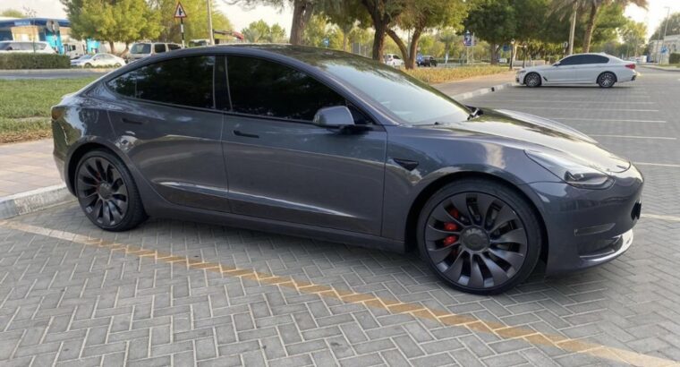 Tesla model 3 performance 2022 full option Gcc for