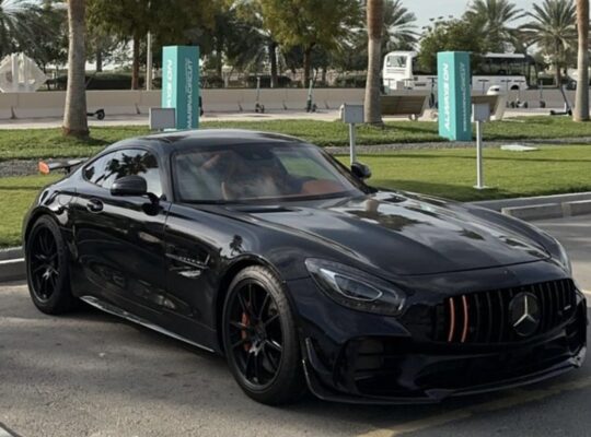 Mercedes GT-R 2018 Gcc fully loaded for sale