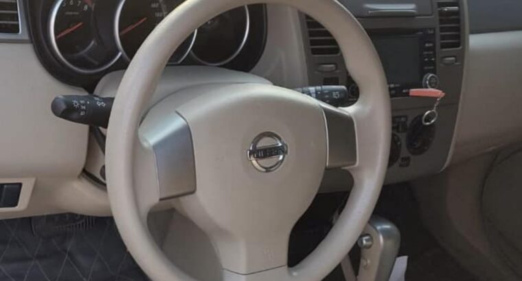 Nissan Tiida 2012 Gcc mid option for sale