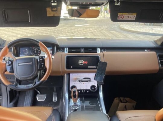 Range Rover Sport SVR 2018 Gcc for sale