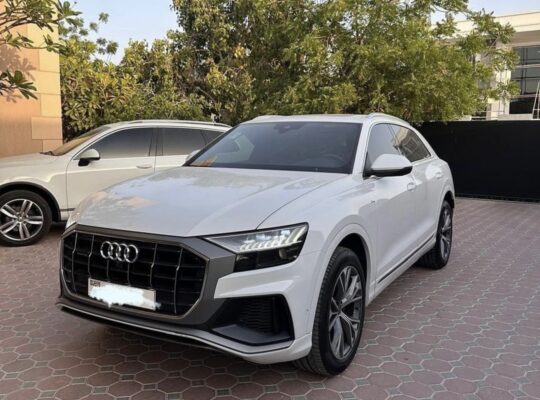 Audi Q8 full option 2019 Gcc for sale
