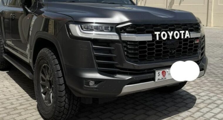 Toyota Land Cruiser GR 2022 full option for sale