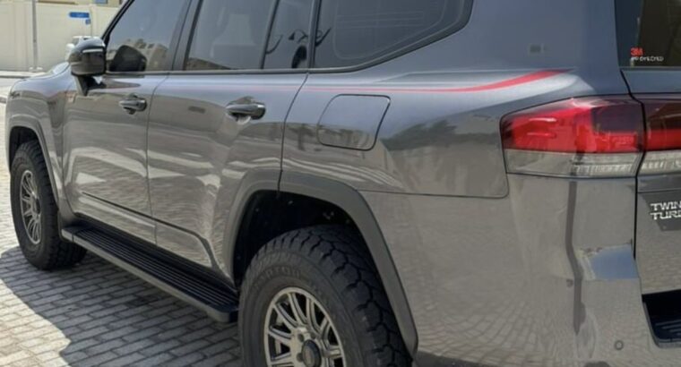 Toyota Land Cruiser GR 2022 full option for sale
