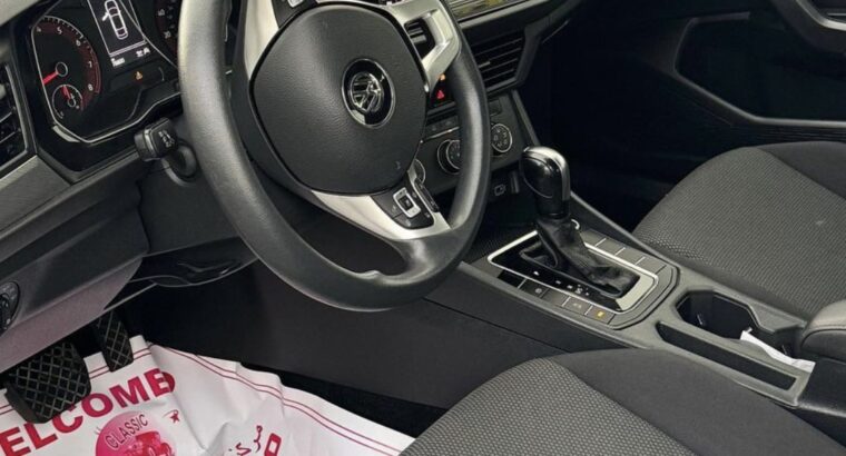 Volkswagen Jetta 2019 base option USA imported for