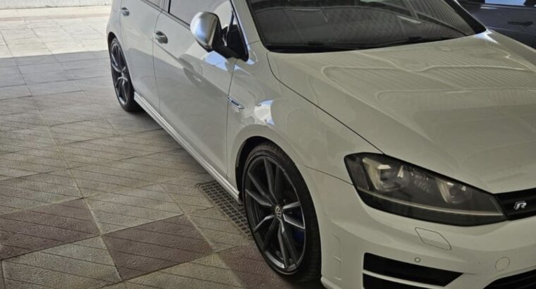 Volkswagen Golf R 2015 Gcc for sale in good condit