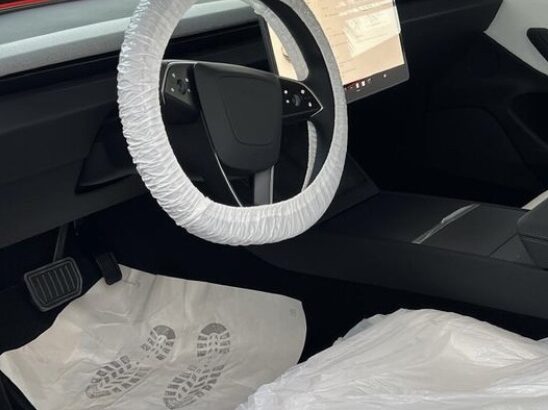 Tesla model 3 long range 2024 Gcc for sale