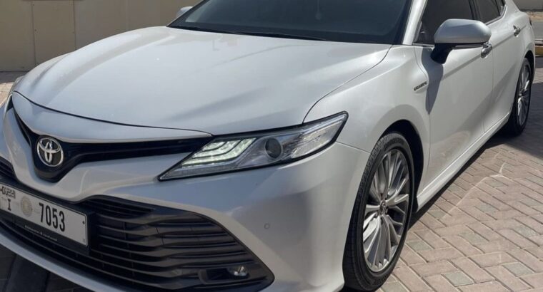 Toyota Camry Grand 2018 full option Gcc for sale