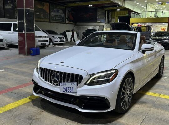 Mercedes C300 full option 2021 USA imported for sa