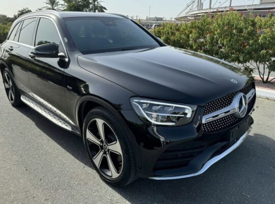Mercedes GLC300 full option 2022 imported for sale