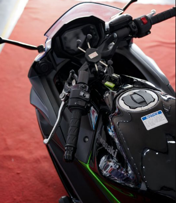 Kawasaki Ninja 2024