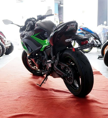 Kawasaki Ninja 2024