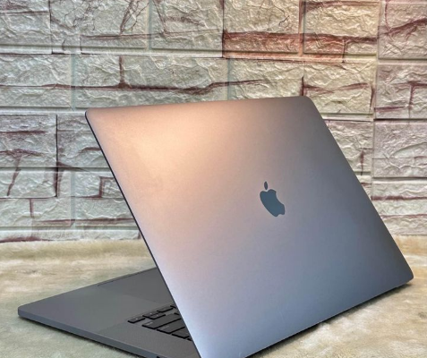 MACBOOK PRO 16INCH CORE I9 2019 FOR SALE