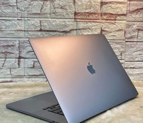 MACBOOK PRO 16INCH CORE I9 2019 FOR SALE