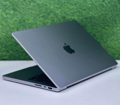MACBOOK PRO M1 pro 14 inch 32GB RAM 1TB SSD FOR SA