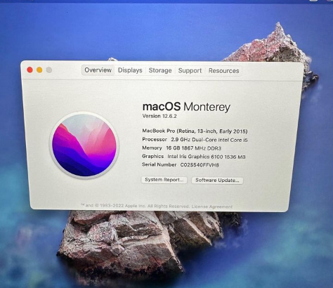 Mac book pro 2015 13.3 inch for sale