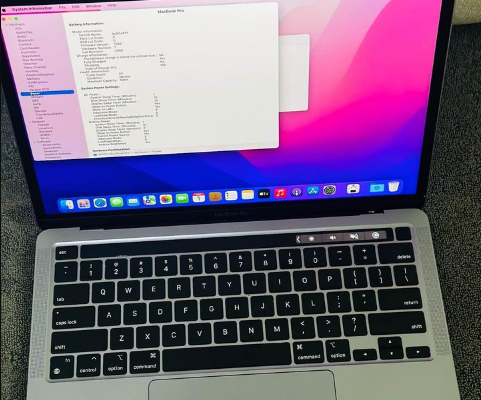 MacBook Pro m1 2020 16 gb ram and 1 tb ssd for sal