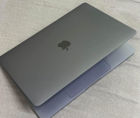 MacBook Pro m1 2020 16 gb ram and 1 tb ssd for sal