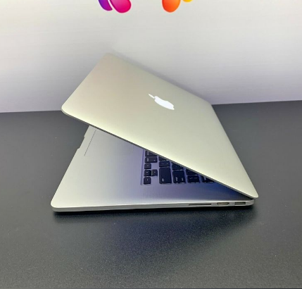 Macbook PRO 15 (2015) Dual Graphics For Sale
