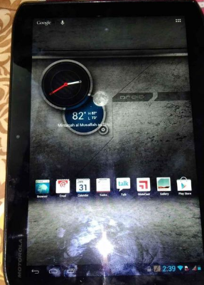 Tablet motorola 10″ with original charger for sale