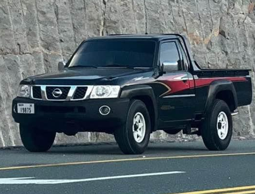 Nissan patrol pickup 2002 In very good condition f