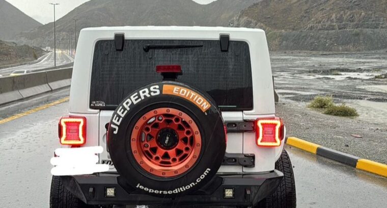 Jeep wrangler 2014 coupe Gcc in good condition