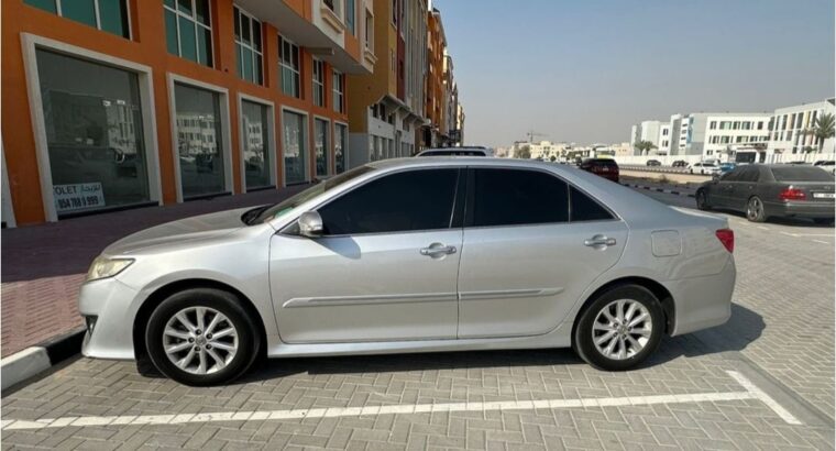 Toyota camry 2012 Gcc mid option for sale
