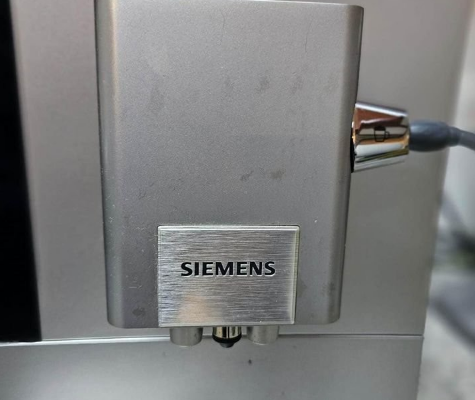 Siemens EQ5 Macchiato plus Coffee Machine For Sale