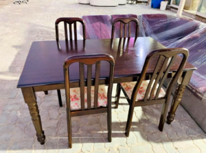 Solid wood dining 4 seater for sale