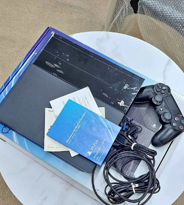 Sony PlayStation 4 Fat 500Gb, Free Delivery For Sa