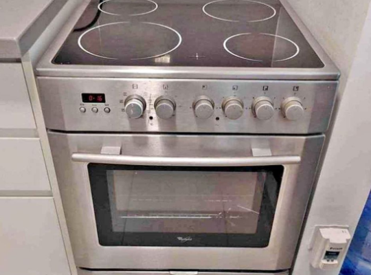 WHIRLPOOL cooker 60 cm electric for sale