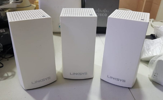 WHW0101 Dual-Band Intelligent Mesh WiFi 5 Router