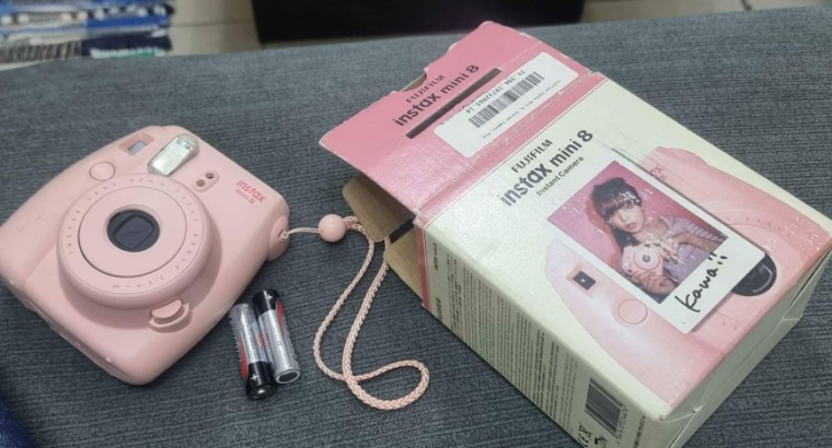faujifilm instax mini 8 – polaroid camera for sale